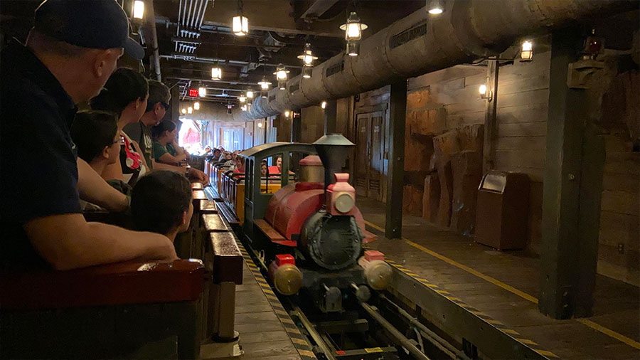 Trenzinho da atração Big Thunder Mountain - Magic Kingdom - Foto: Dicas Úteis Orlando