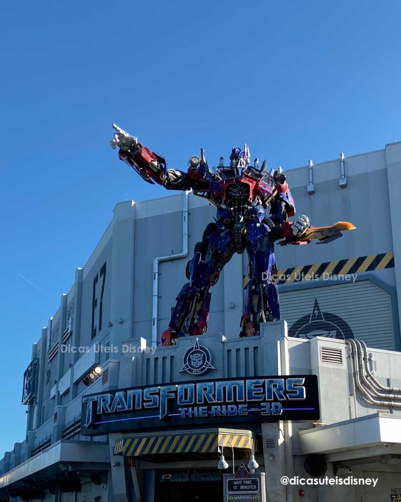 Como é a área Production Central do parque Universal Studios atração transformers