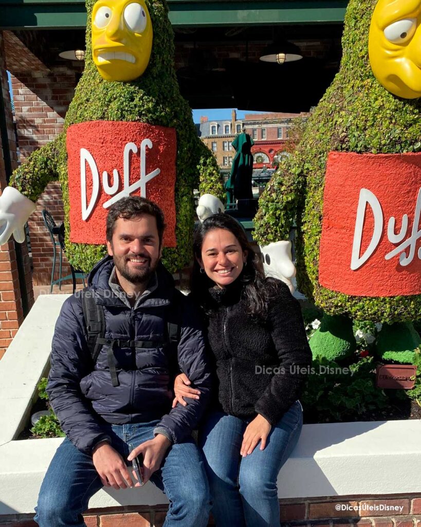 Como é a área dos Simpsons no parque Universal Studios Duff Beer