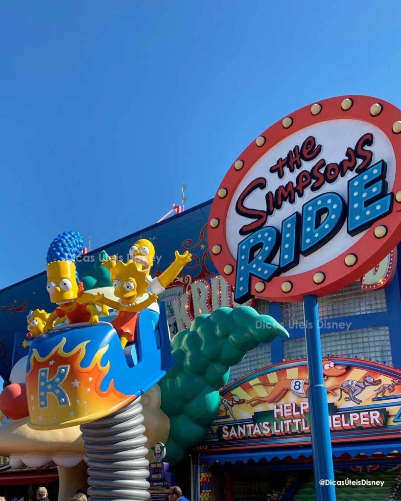 Como é a área dos Simpsons no parque Universal Studios the simpsons ride