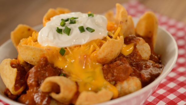 Como é a área Toy Story Land no Hollywood Studios woody lunch box totchos