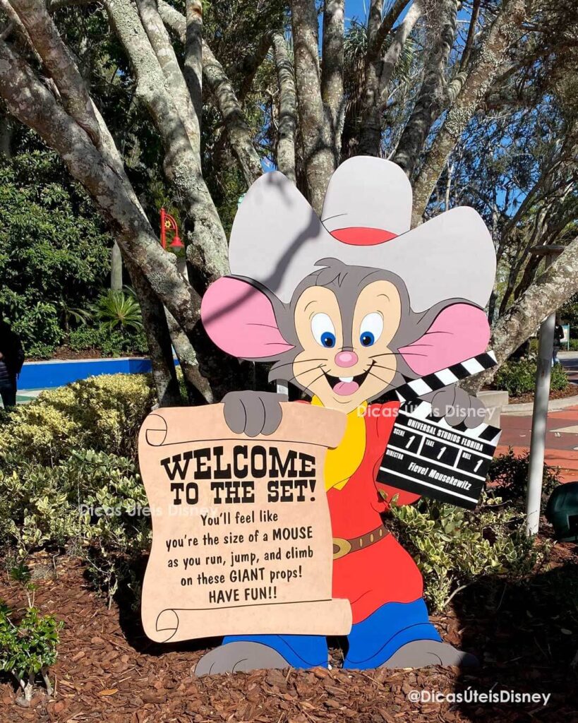 Como é a área Woody Woodpecker’s na Universal Studios área do Fievel