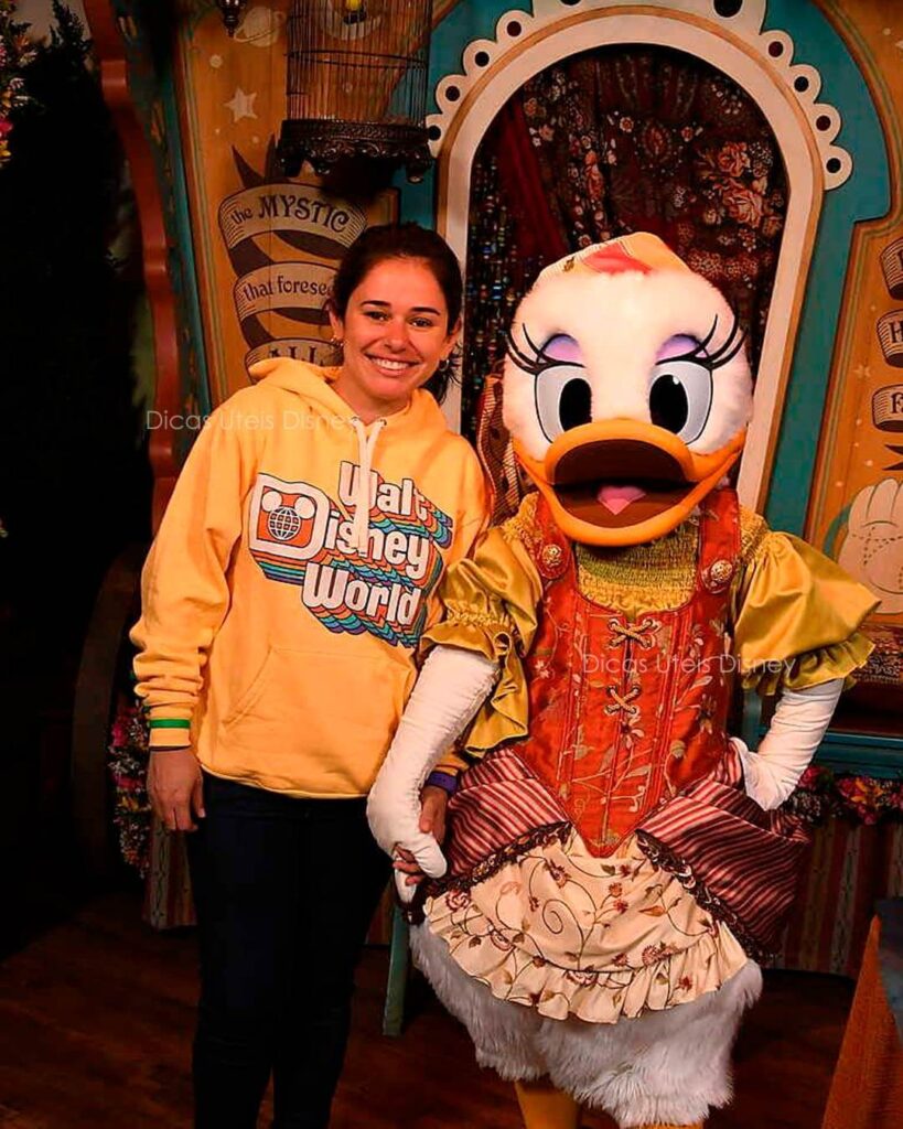 Como é a área Fantasyland no Magic Kingdom encontro Margarida