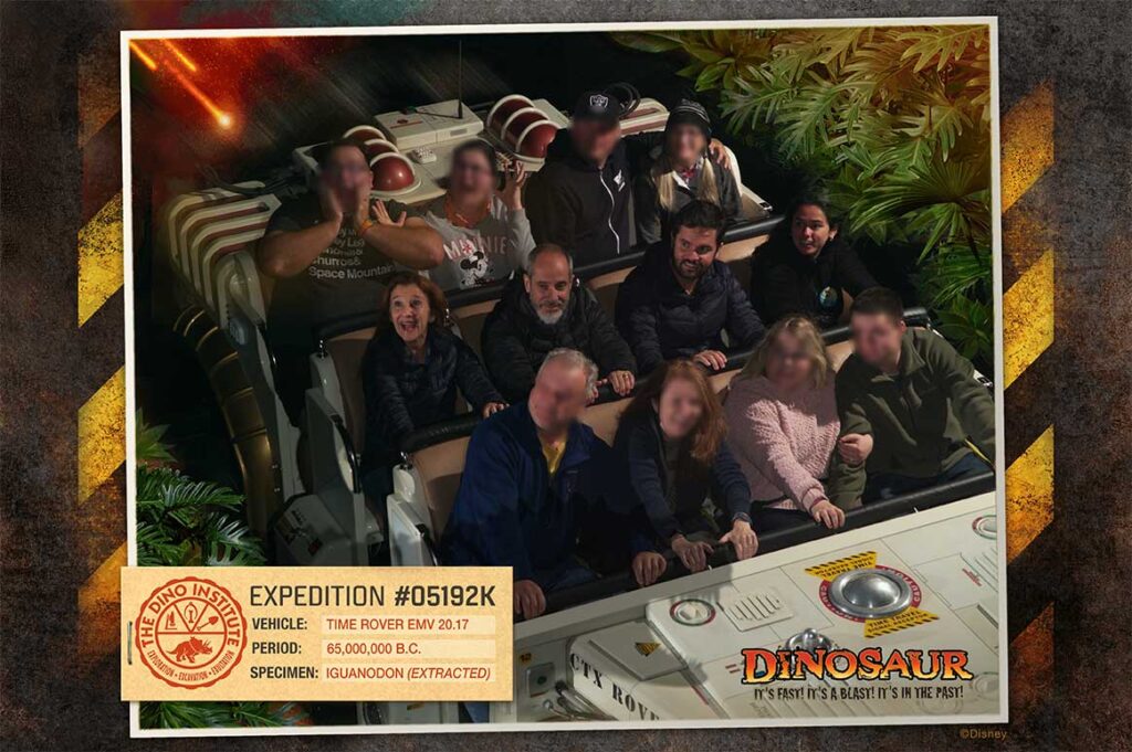 como-e-a-dinoland-usa-animal-kingdom-dinosaur-memory-maker-dicas-uteis-disney