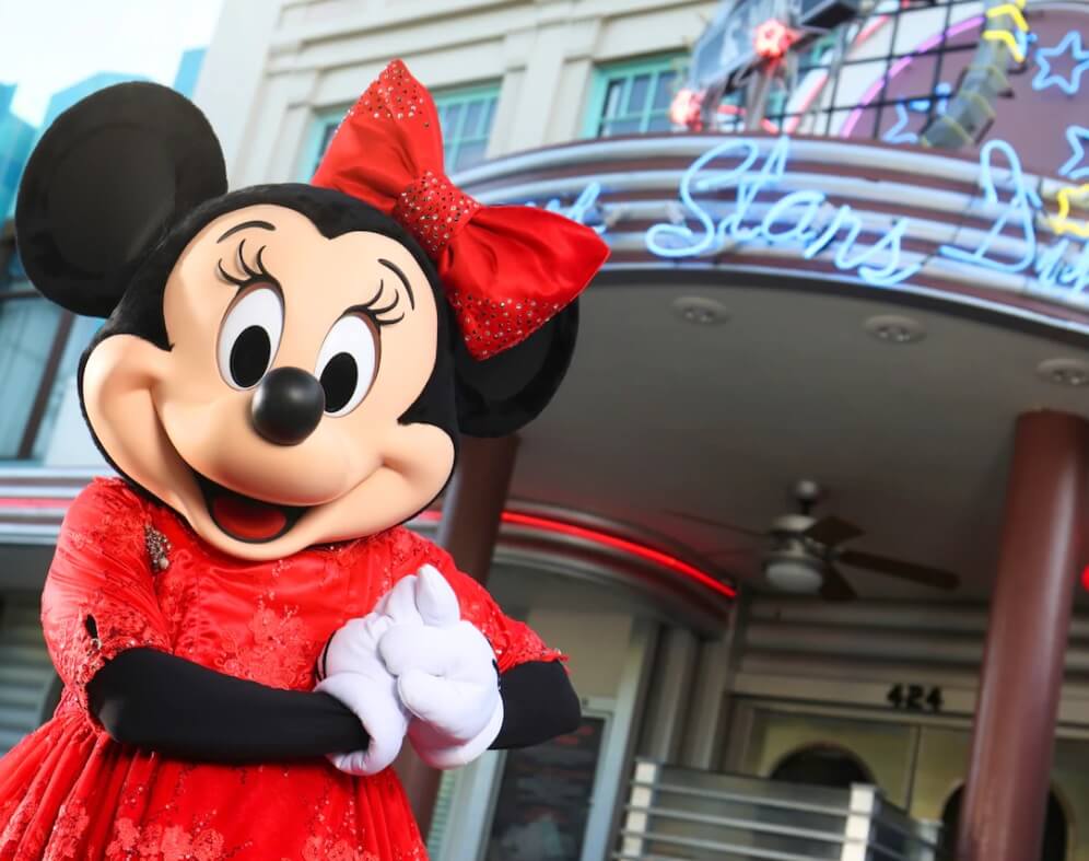 como-e-area-echo-lake-restaurante-hollywood-vine-refeicao-minnie-natal-dicas-uteis-disney