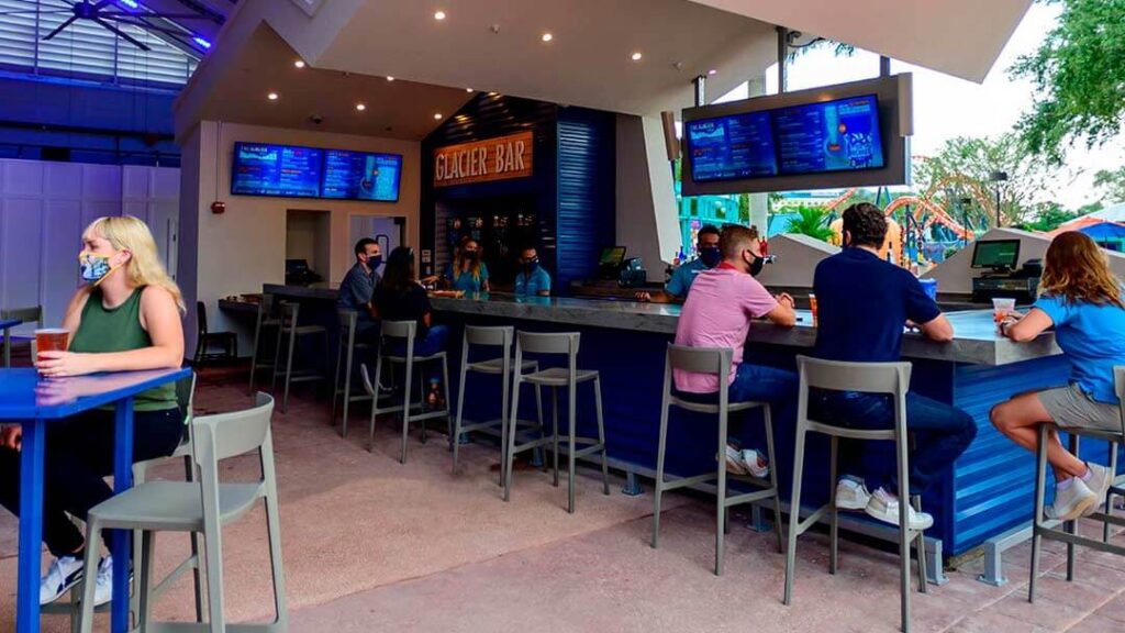 Como-e-area-ice-breaker-seaworld-restaurante-glaciar-bar-dentro-dicas-uteis-disney