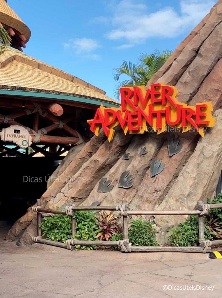 como-e-area-jurassic-park-islands-of-adventure-universal-studios-jurassic-rive-adventure-2-dicas-uteis-disney