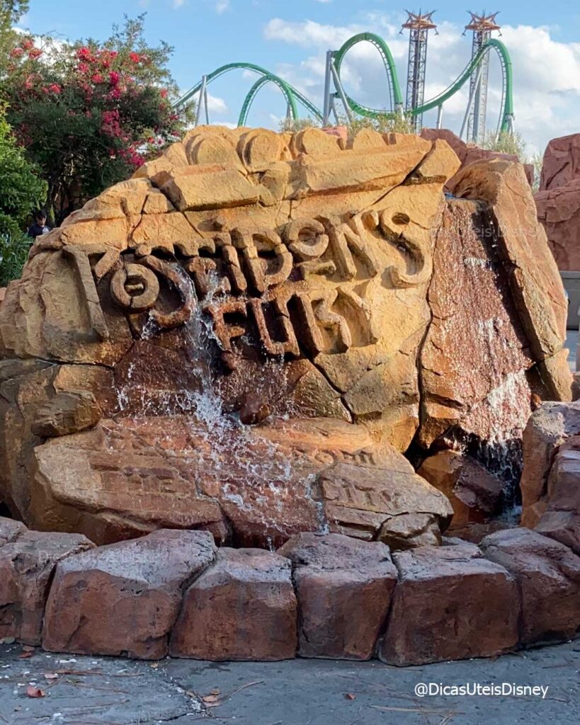 como-sao-areas-skull-islands-the-lost-continent-parque-islands-of-adventure-atracao-Poseidons-fury-3-dicas-uteis-disney
