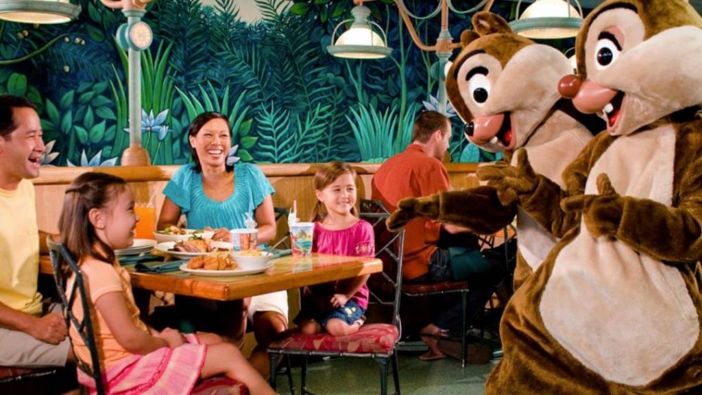 como-e-area-future-world-west-epcot-restaurante-garden-grill-dicas-uteis-disney