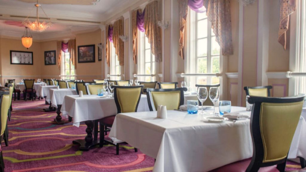 como-e-area-world-showcase-epcot-franca-restaurante-monssier-paul-dicas-uteis-disney